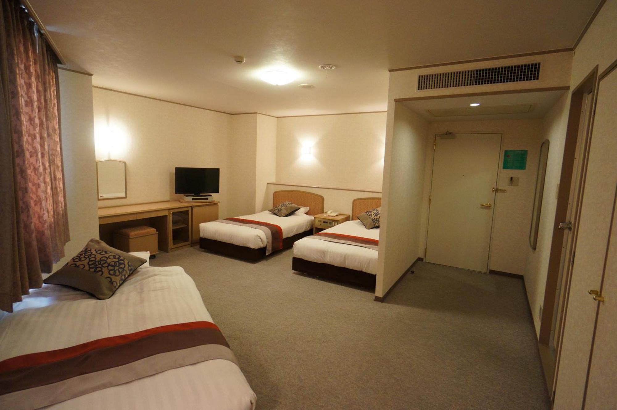 Hotel Areaone Hiroshima Wing Higashihiroshima Exterior photo