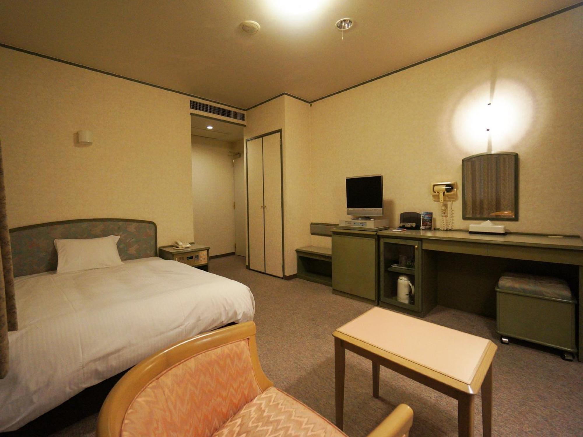 Hotel Areaone Hiroshima Wing Higashihiroshima Room photo