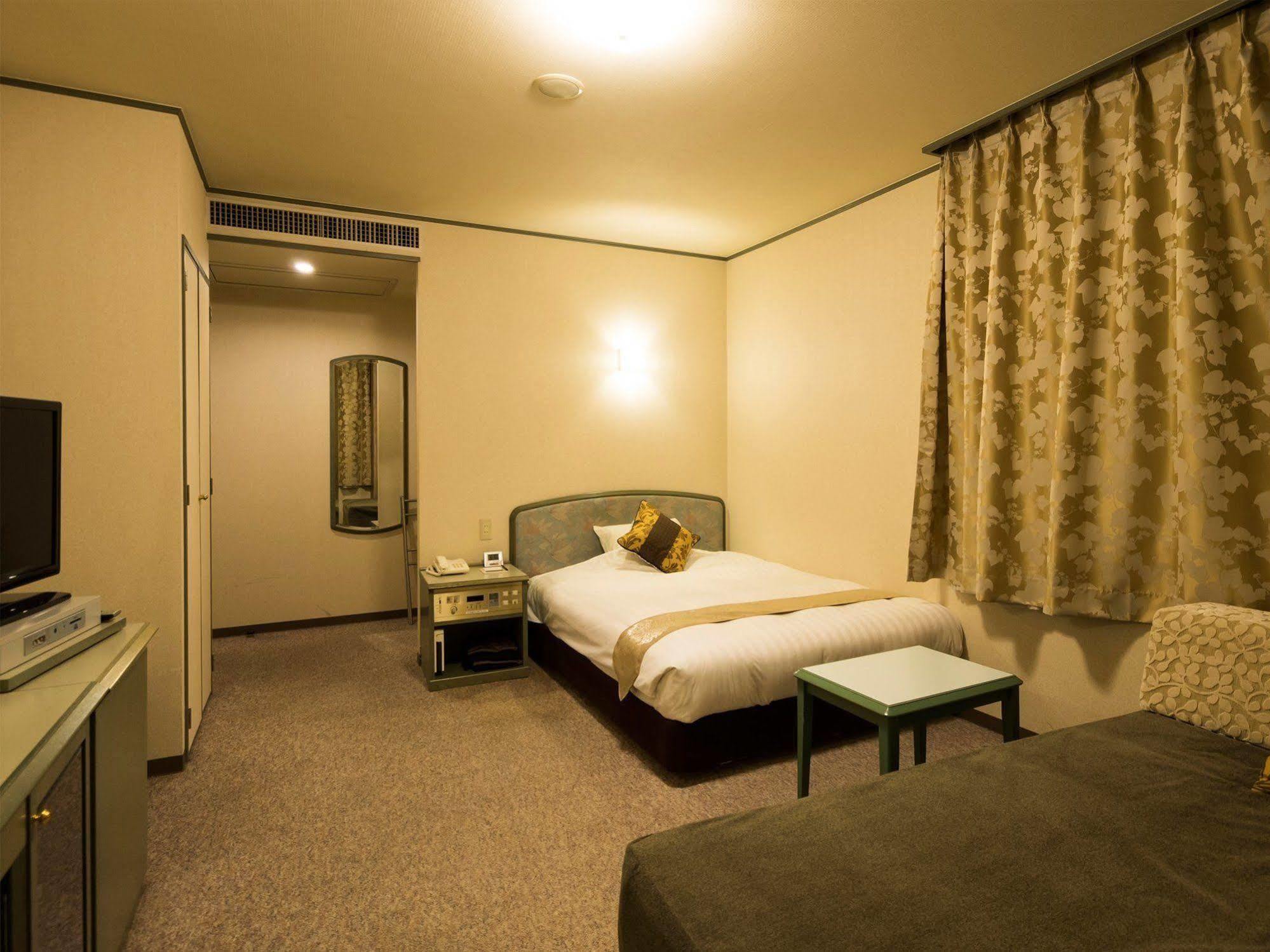 Hotel Areaone Hiroshima Wing Higashihiroshima Exterior photo